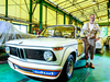 世界初のターボに驚愕！　テリー伊藤がBMW 2002ターボを…